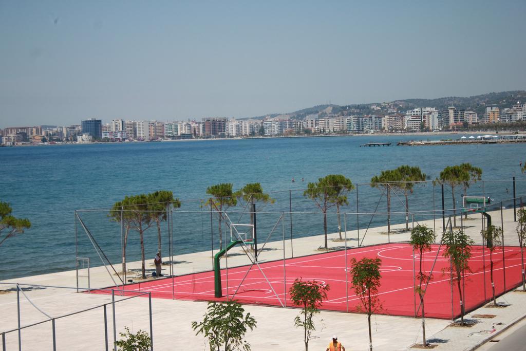 Sea View Apartment Vlorë エクステリア 写真